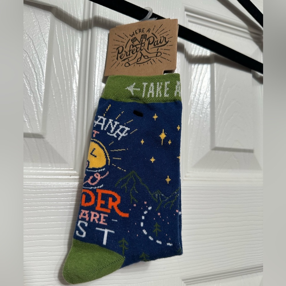 Graphic Print Wander Socks